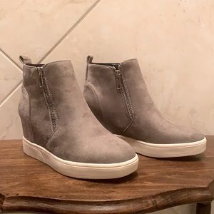 Gray Wedge Sneaker Euro Size 36 or US 5.5